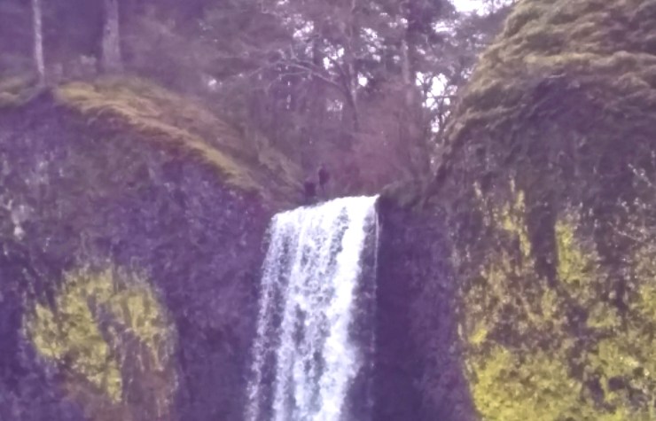 Hikers on top of Latourell Falls