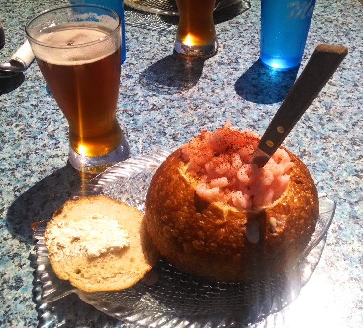 Mo's Clam Chowder Breadbowl