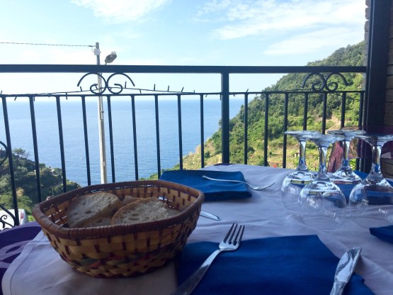 lunch in cinque terre