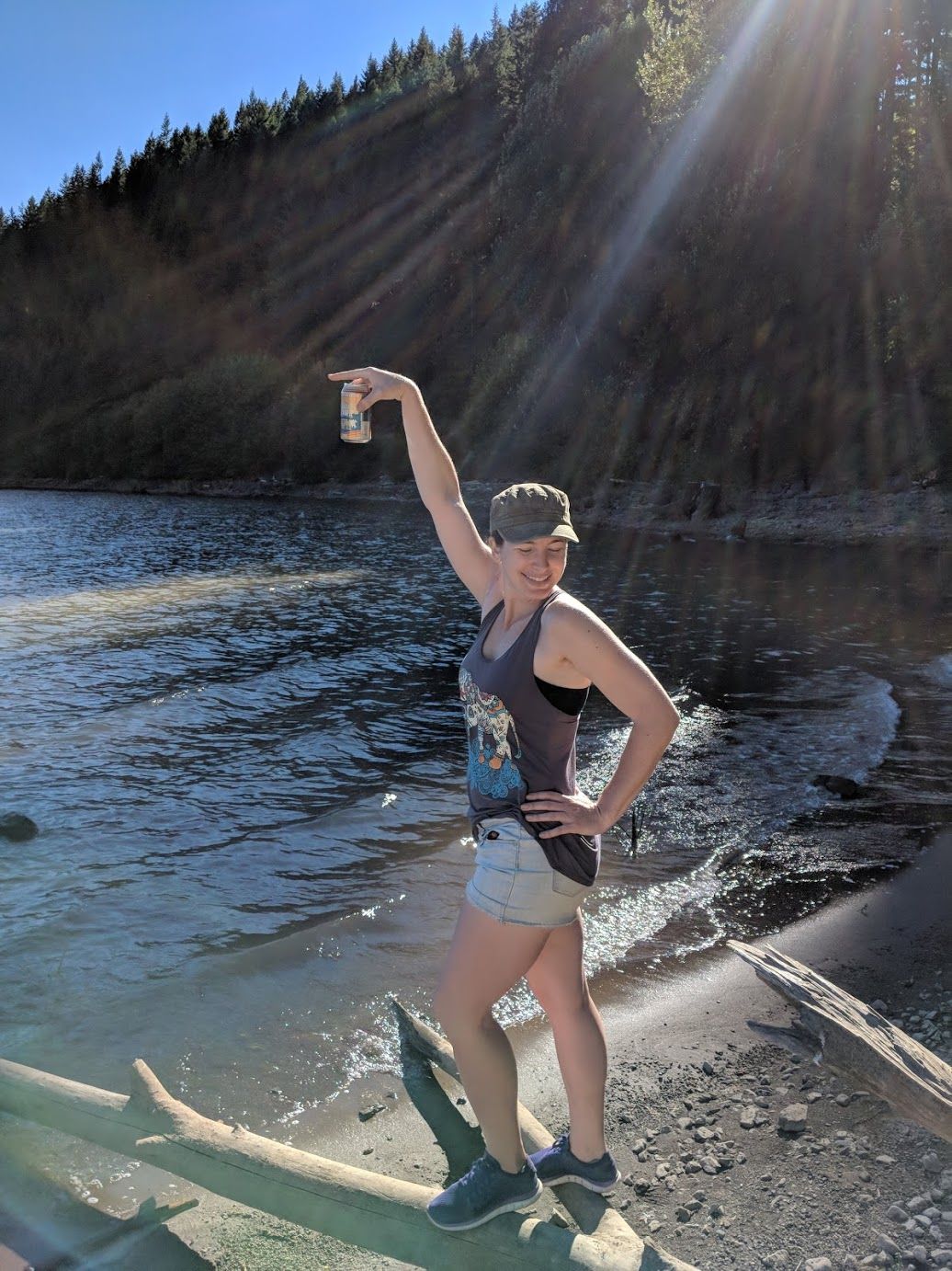 beer on detroit lake