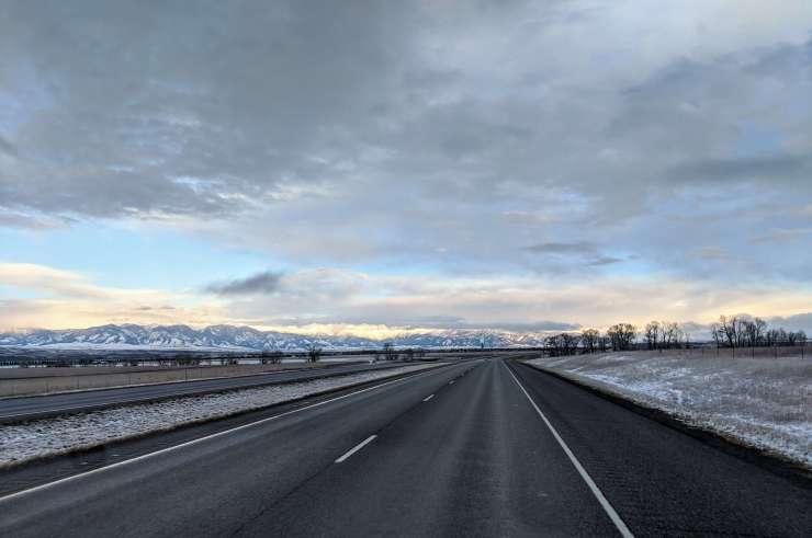 bozeman snow on the road